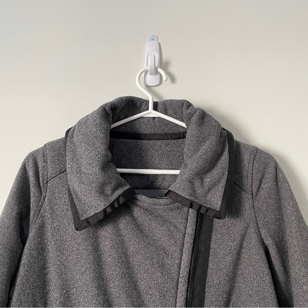 LULULEMON Moto Jacket Ambient Grey Black Fleece Zip Up Asymmetrical Biker Coat 4 - Picture 3 of 12
